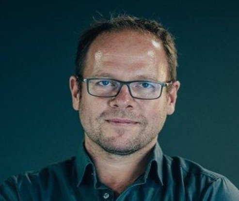 Prof. Dr .Jan Mayer